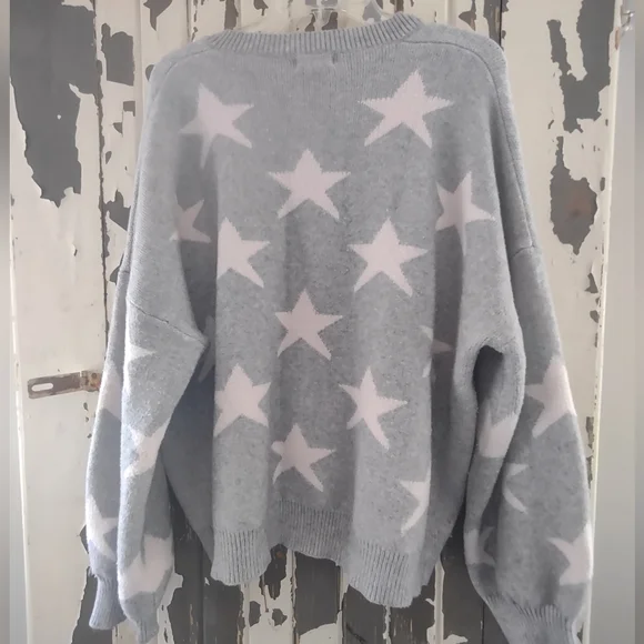 ADORA Soft Gray V-Neck Sweater with Pink Stars - Picture 4 of 8